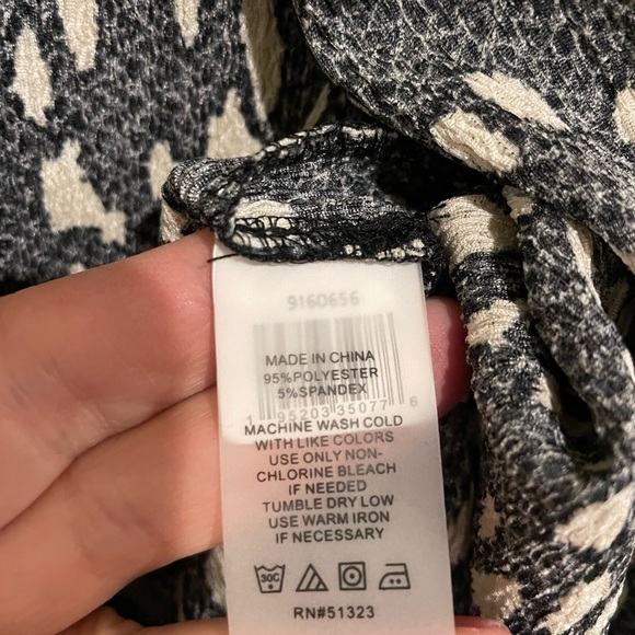 Vince Camuto open front cardigan with tie front. Black with cream spots.… - Picture 5 of 6
